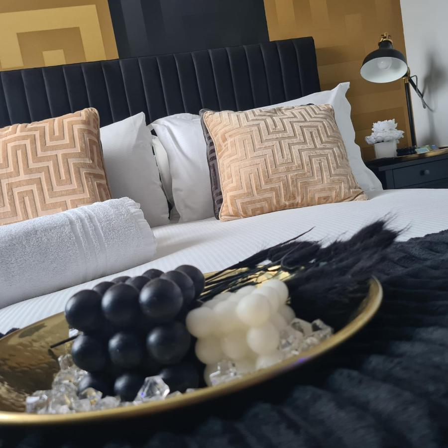 Апартаменты Luxury 9Ine Penthouse With Garden & Jacuzzi Бирмингем Экстерьер фото