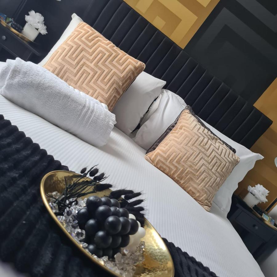 Апартаменты Luxury 9Ine Penthouse With Garden & Jacuzzi Бирмингем Экстерьер фото