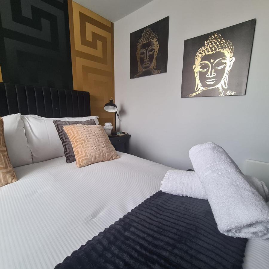 Апартаменты Luxury 9Ine Penthouse With Garden & Jacuzzi Бирмингем Экстерьер фото