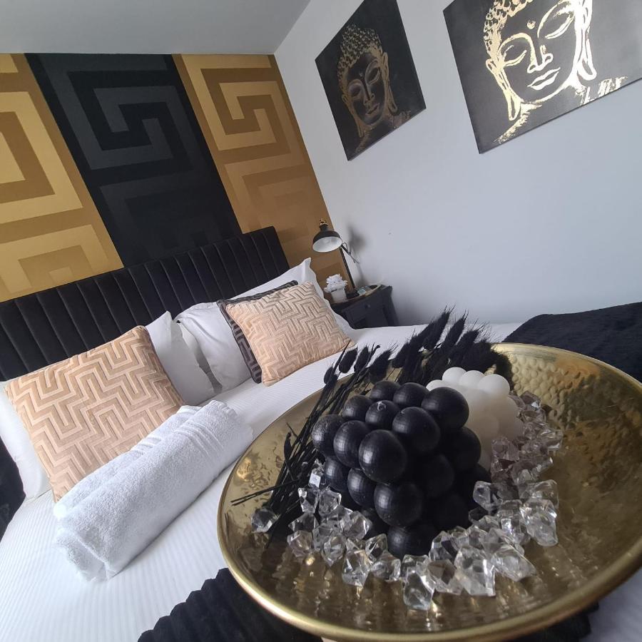 Апартаменты Luxury 9Ine Penthouse With Garden & Jacuzzi Бирмингем Экстерьер фото