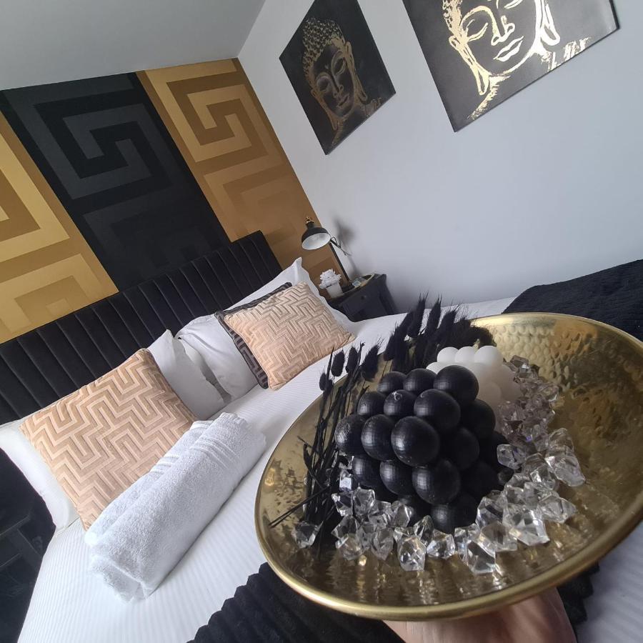 Апартаменты Luxury 9Ine Penthouse With Garden & Jacuzzi Бирмингем Экстерьер фото
